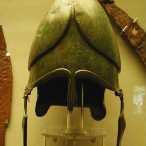 Wessen Helm ist das?