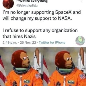 Herr von Braun schmunzelt wohl a weng.