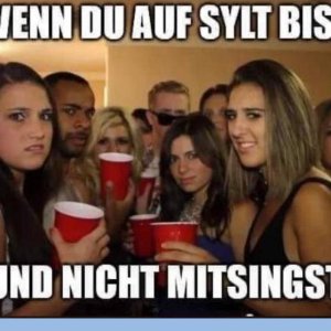 Was ist los mit dir, Weirdo?