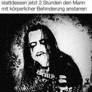 An der Bahnsteigkante kann es zu Behinderungen kommen