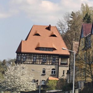 Gnihihi