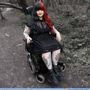 she_s_laced_lace_dress_b004.jpg
