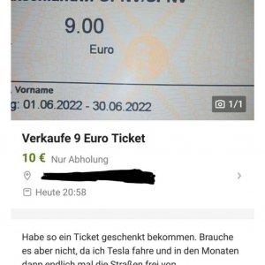 Klassischer Tesla Fahrer