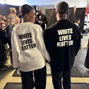 Kanye West dribbelt wieder alle aus