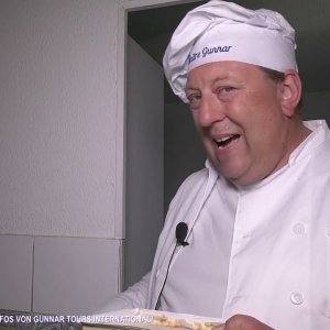 Aus der Showküche im 9. Stock in Marzahn meldet sich Maitre Gunnar für ein Quickie!