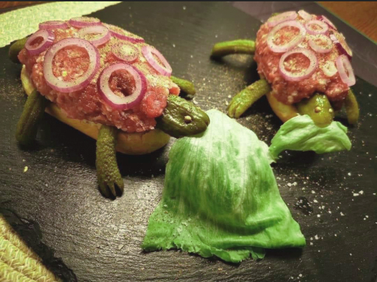 Mettkrötchen