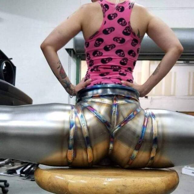 WOOOW